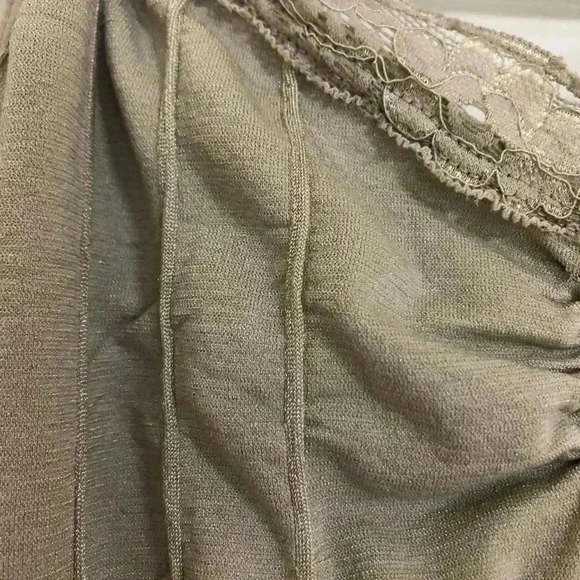 Poof! Nude Fitted Camisole  Tank Top Size Small - Picture 5 of 16